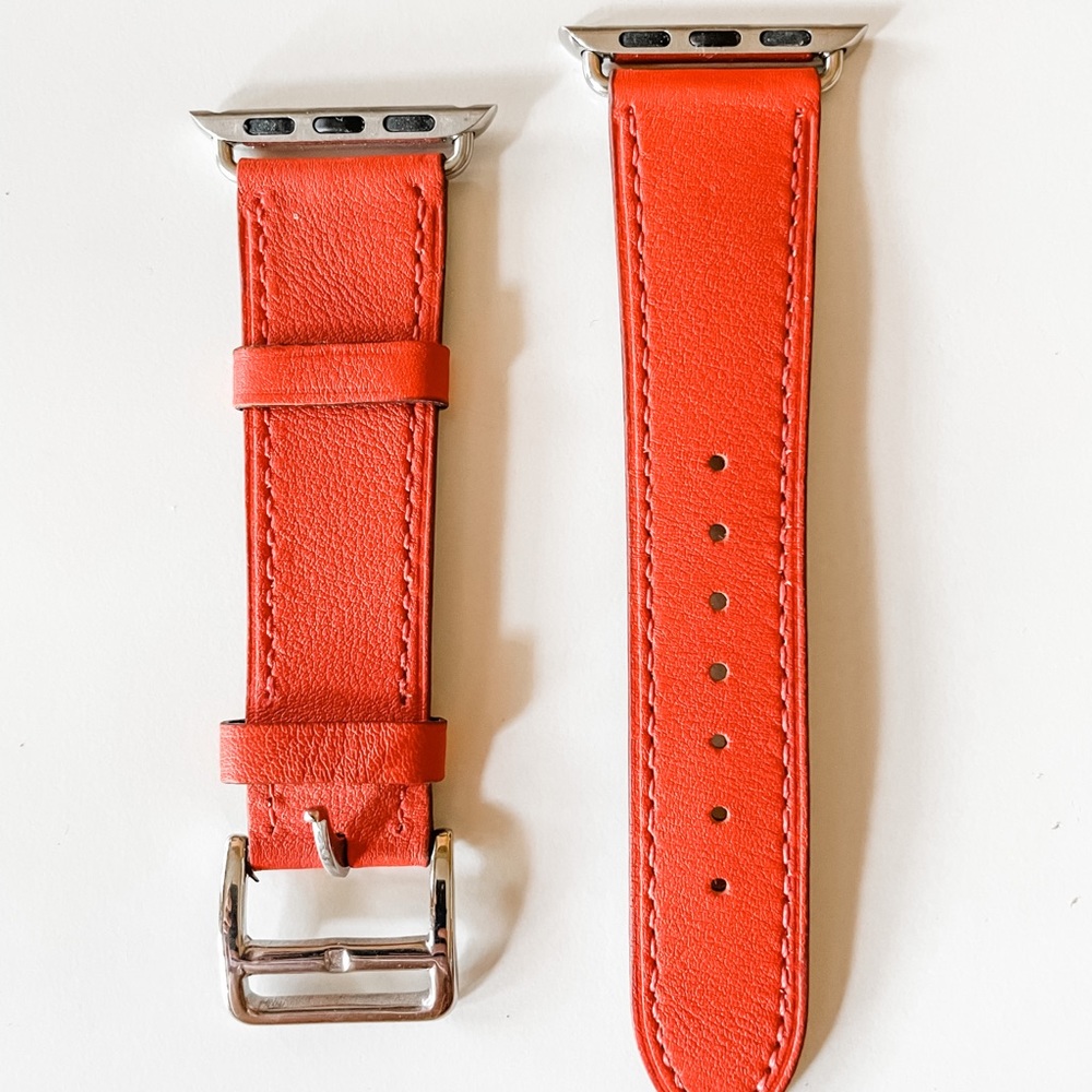 Apple Watch straps in red leather